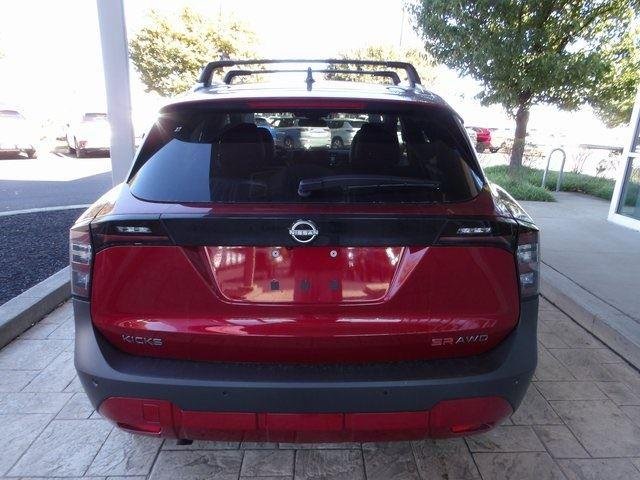 2026 Nissan KICKS SR AWD - Photo 6