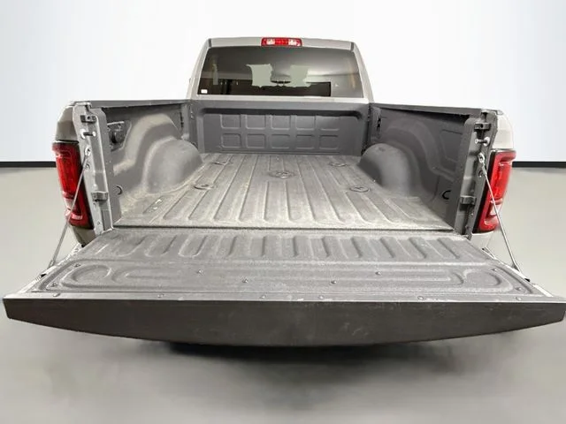 Used 2025 White Ram Big Horn image 24