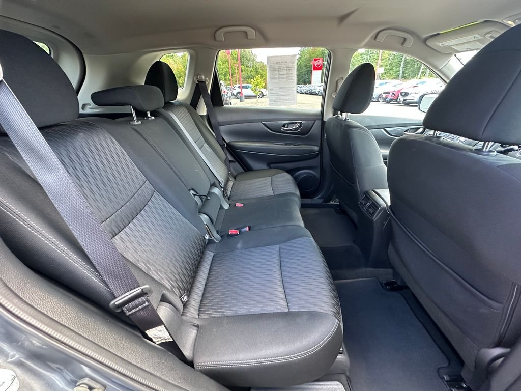 Used 2017 Gray Nissan SV image 24