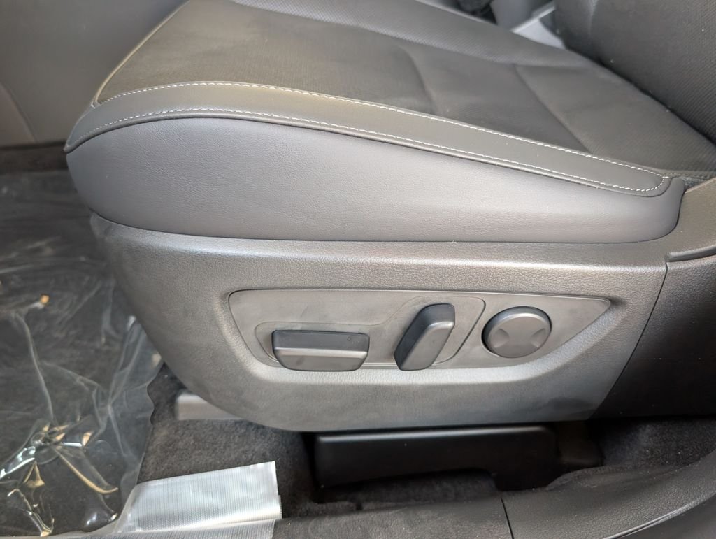 New 2026 Navy Blue Mica Mazda 2.5 S Preferred AWD image 11