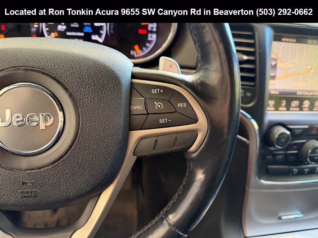 Used 2015 Billet Silver Metallic Clearcoat Jeep Limited image 18