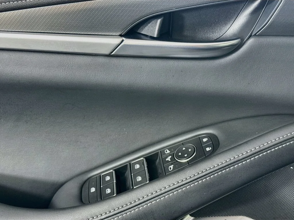 Certified Used 2026 Black INFINITI LUXE image 24