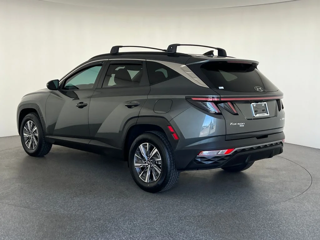 Used 2022 Gray Hyundai Blue image 6