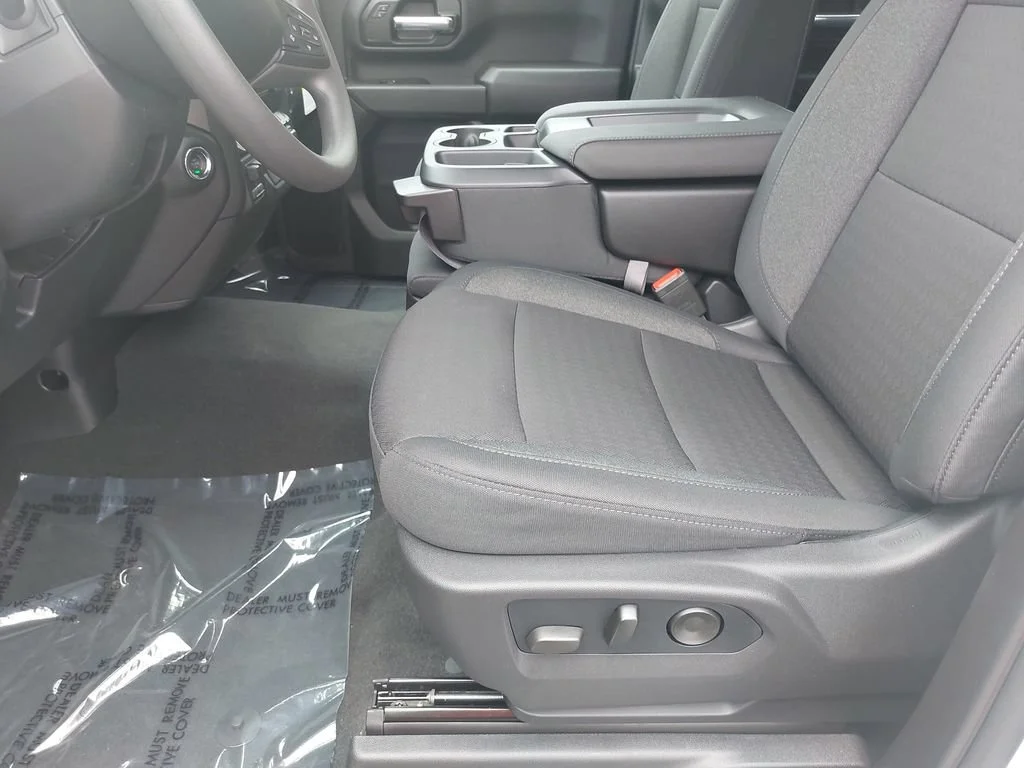 2026 Chevrolet Silverado 2500 HD Custom - Photo 30