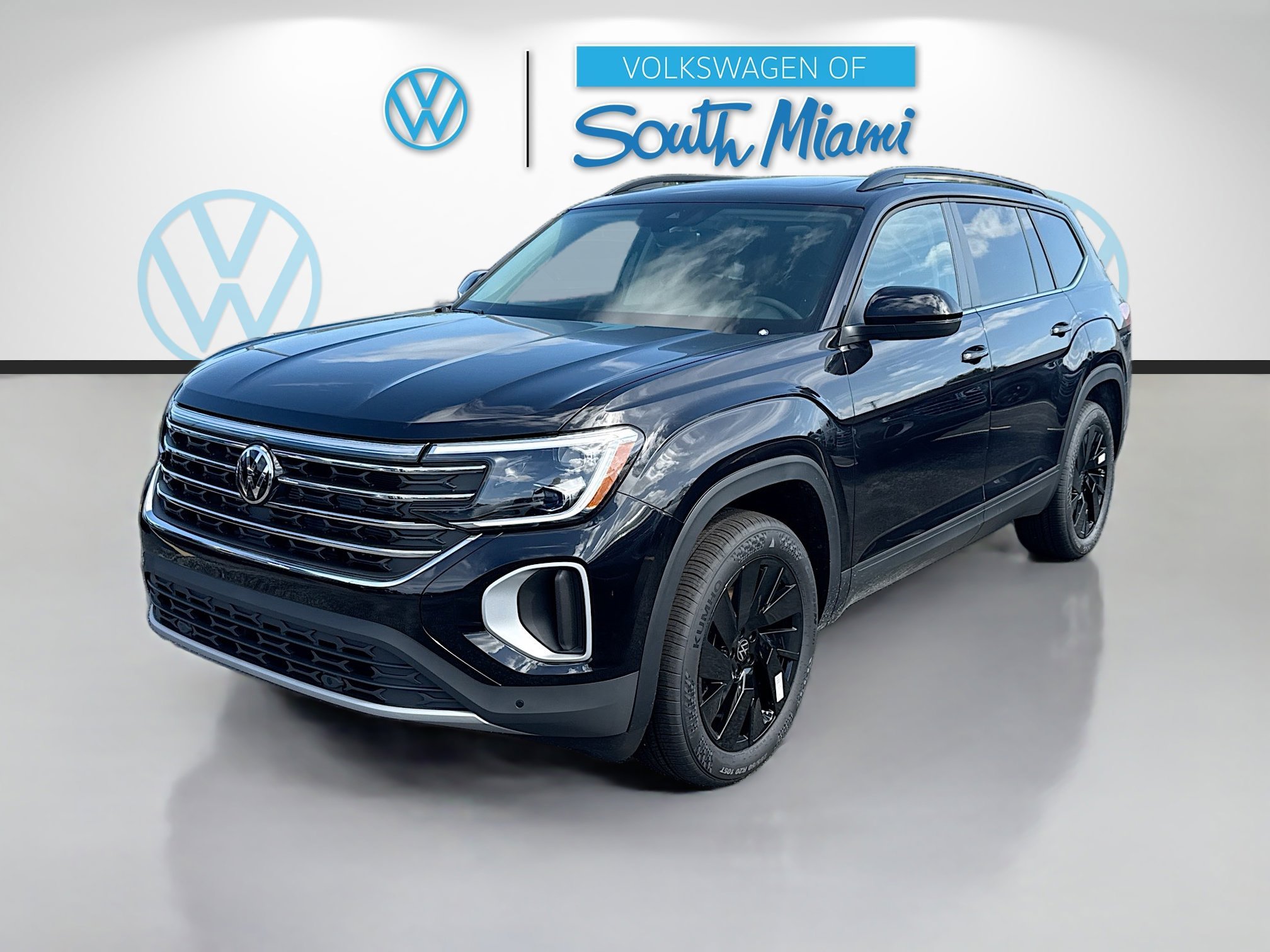 New 2026 Black Volkswagen 2.0T SE w/Technology image 3