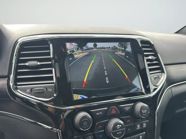 Used 2021 Gray Jeep Limited image 15