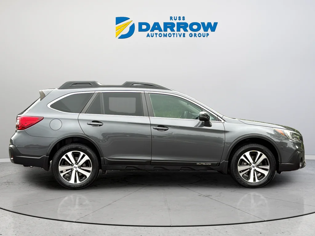 Used 2018 Gray Subaru 2.5i image 6