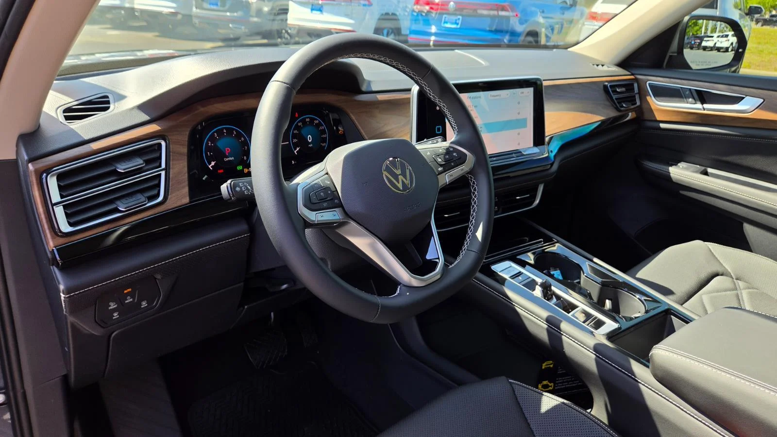 New 2026 Pure Gray Volkswagen 2.0T SE w/Technology image 25