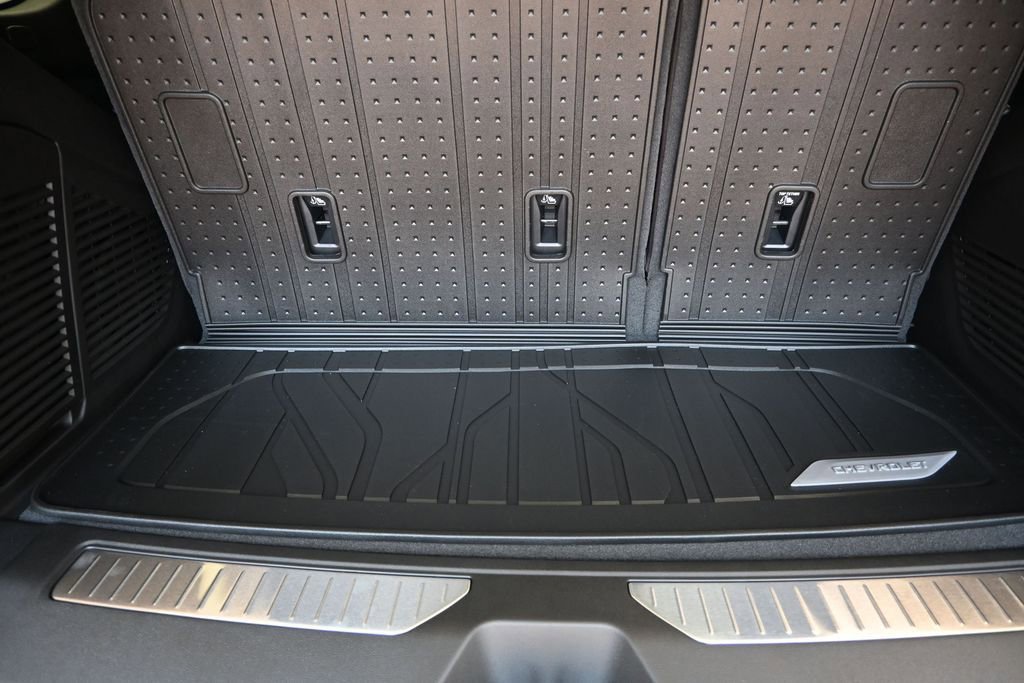 2026 Chevrolet Tahoe Premier - Photo 21