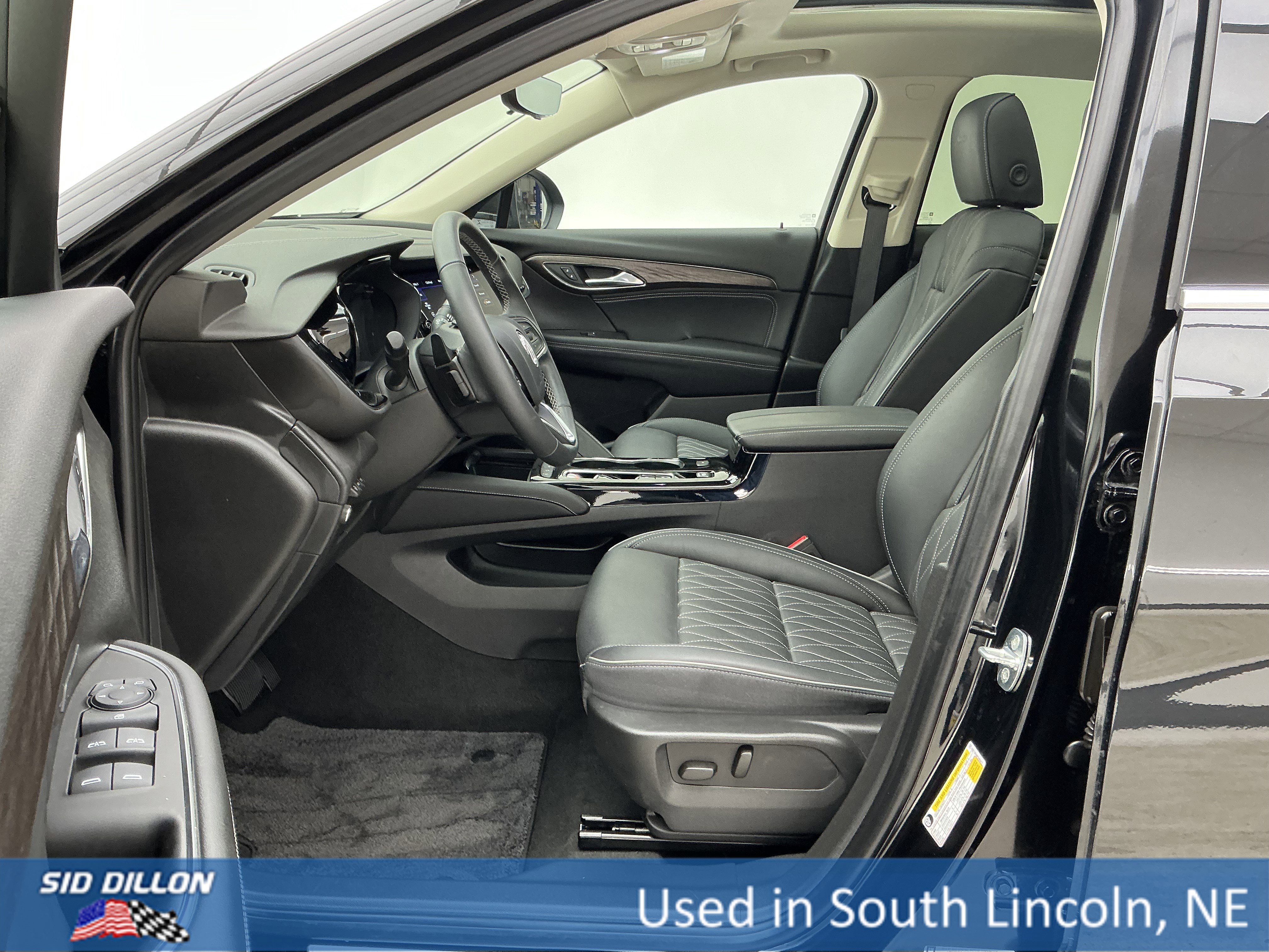 Used 2023 Ebony Twilight Metallic Buick Avenir image 17