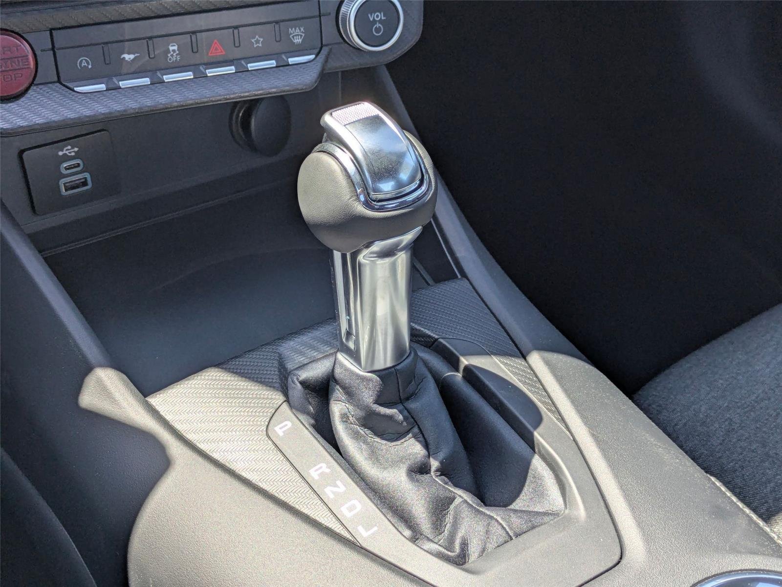 New 2026 Oxford White Ford EcoBoost® Fastback image 22