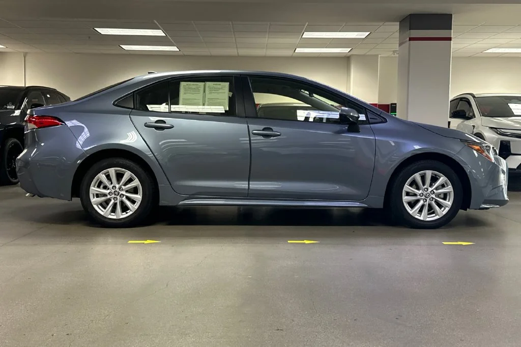 Certified Used 2026  Toyota LE image 3