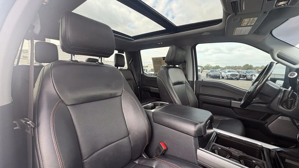 Used 2023 White Ford Lariat image 29