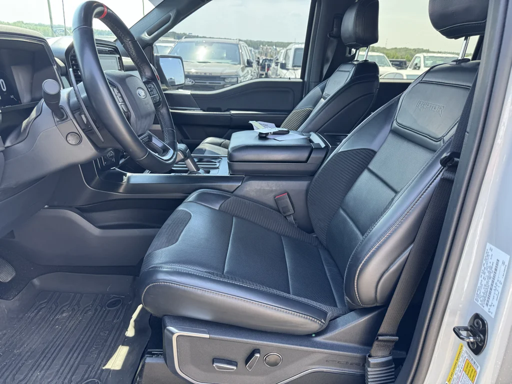 Used 2023 Avalanche Ford Raptor image 12
