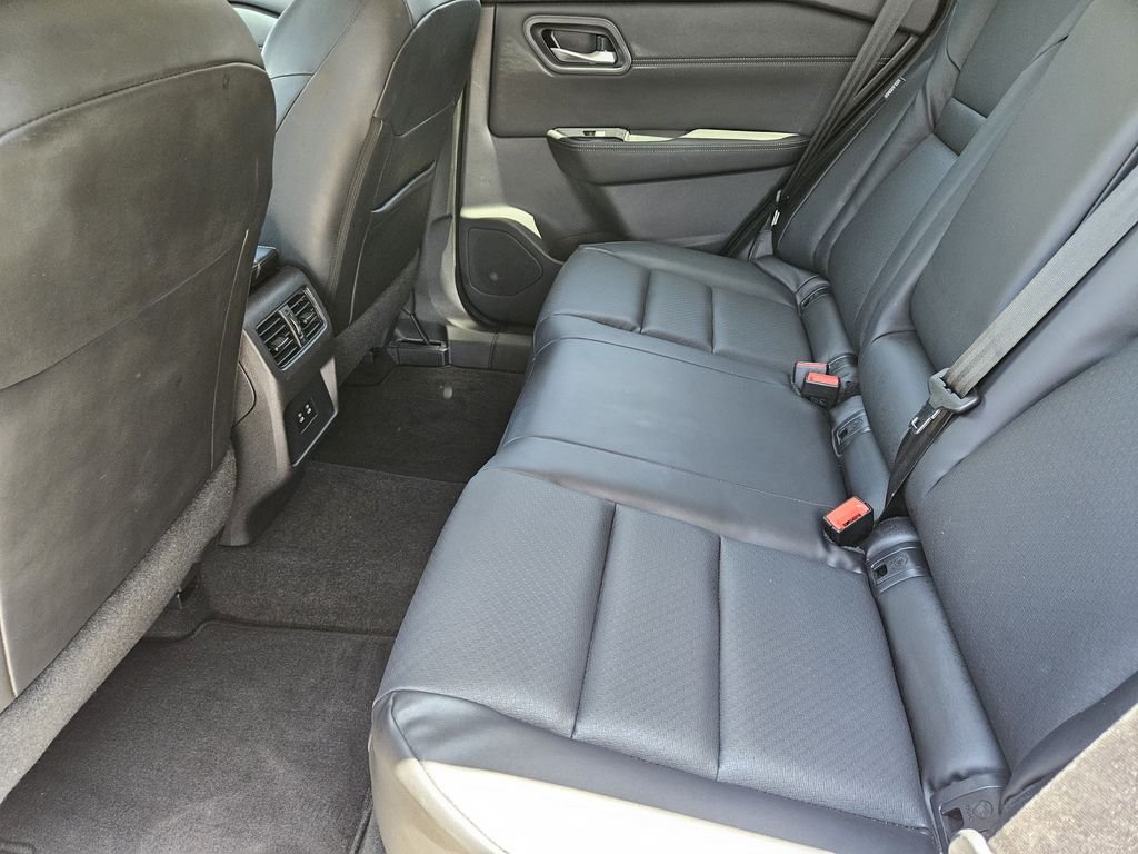 Certified Used 2024  Nissan SV image 29