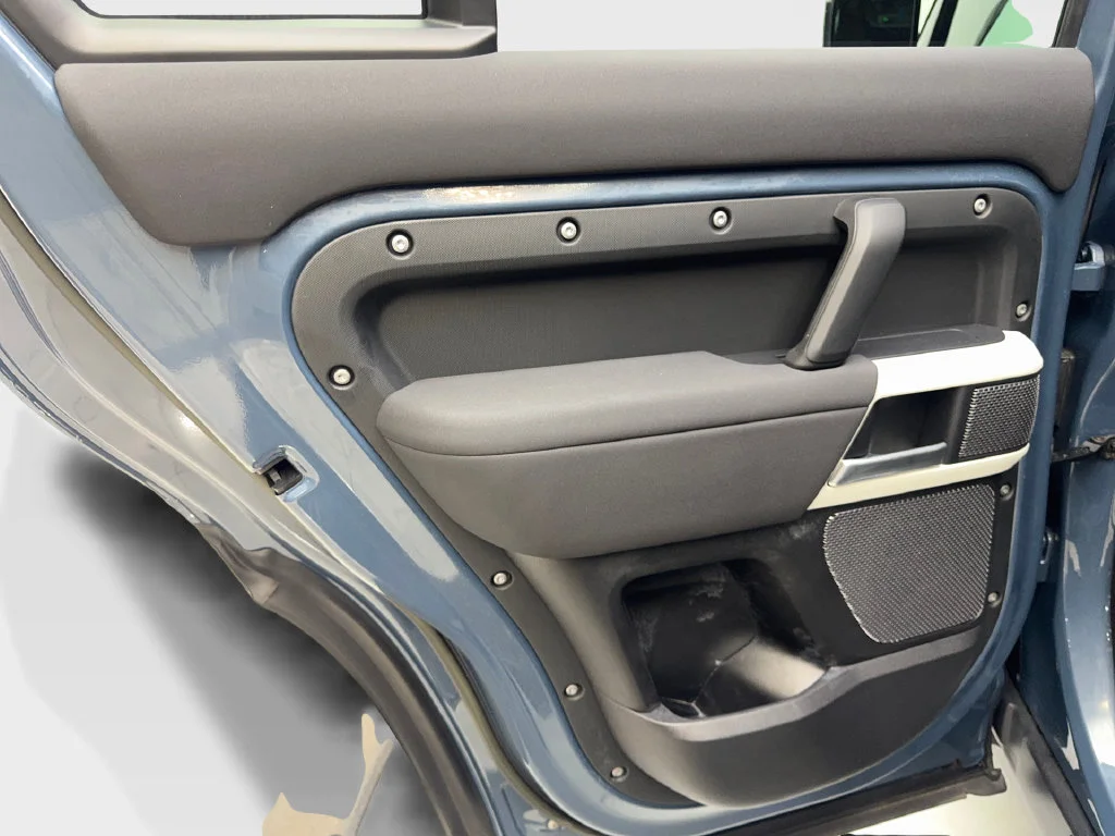 Used 2023 Blue Land Rover SE image 37