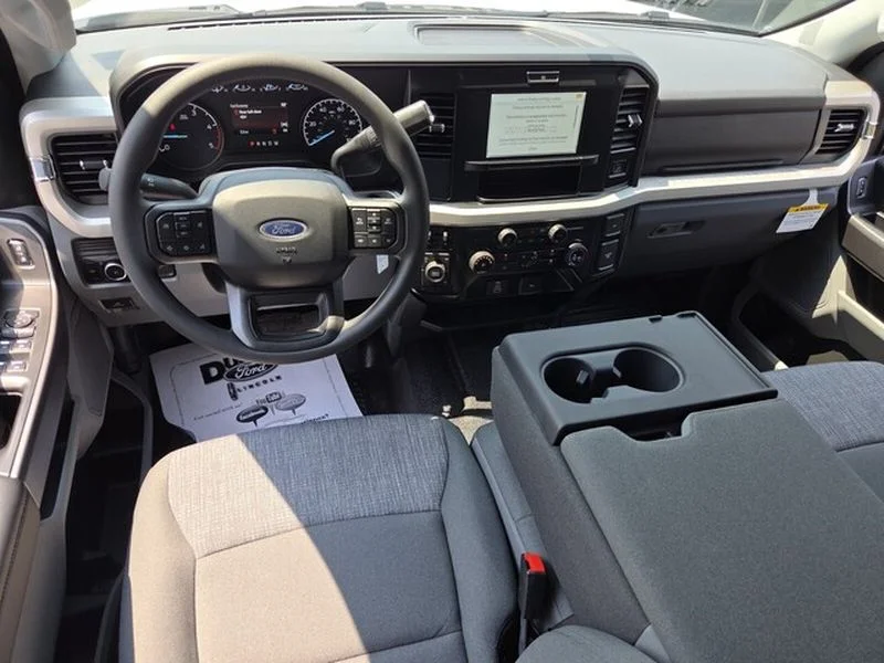 New 2026 Oxford White Ford F-250® XLT image 11
