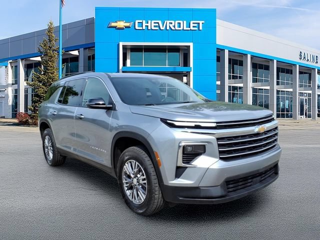 2025 Chevrolet Traverse LT