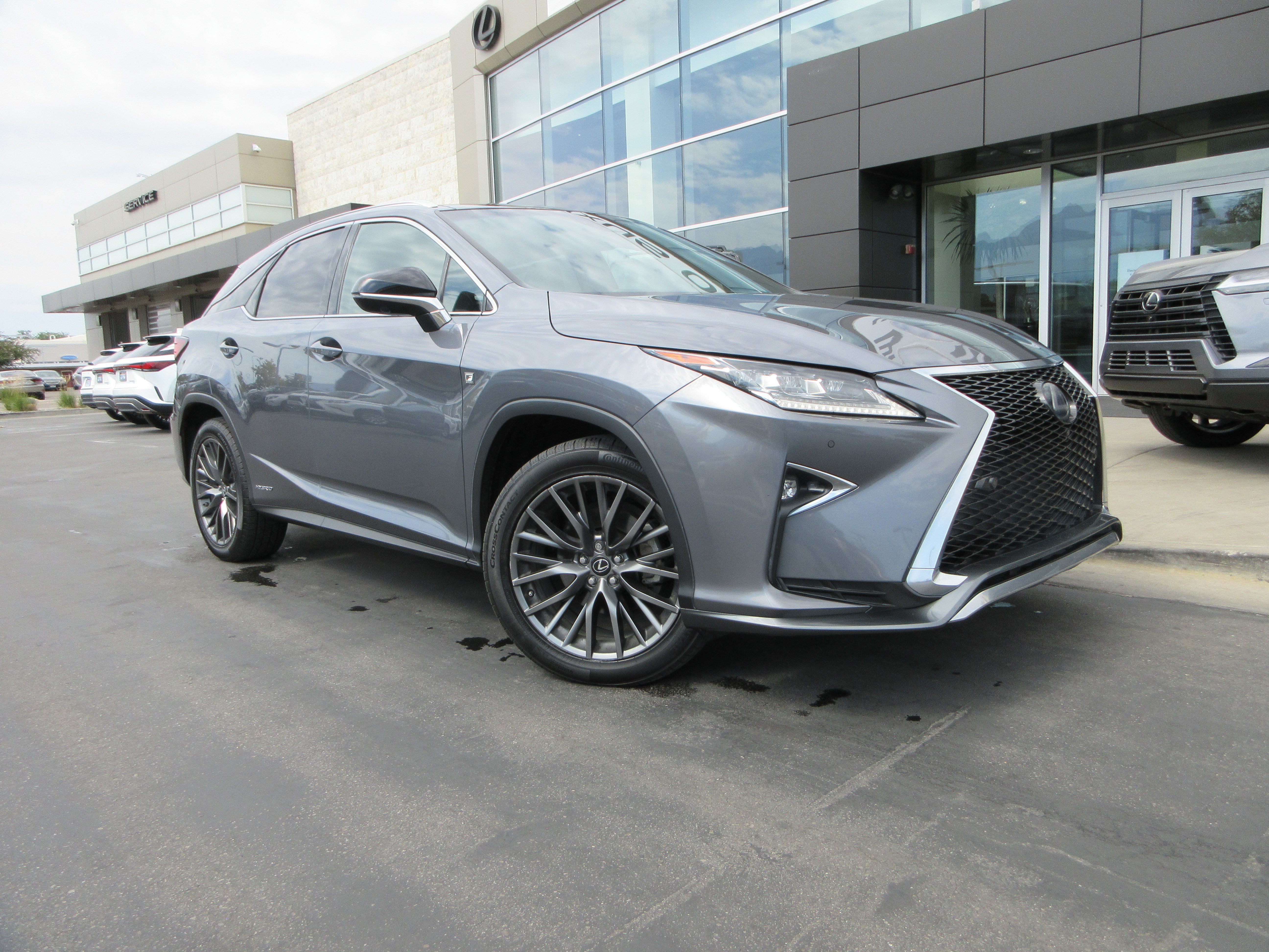 Used 2019 Nebula Gray Pearl Lexus 450h F Sport image 15
