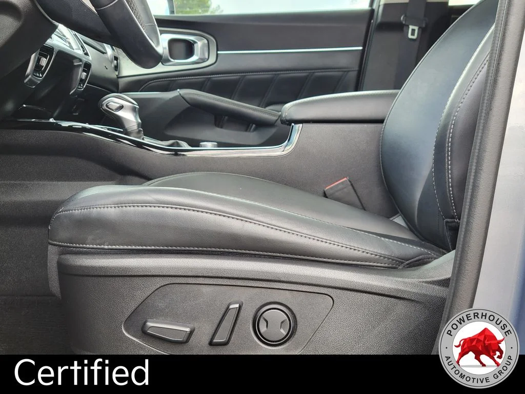 Used 2023 Silver Kia SX image 27