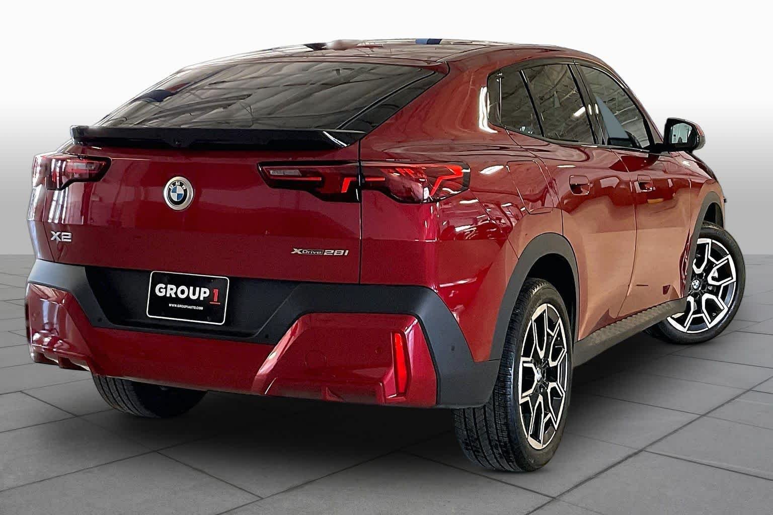 Certified Used 2026 Vegas Red Metallic BMW xDrive28i image 12