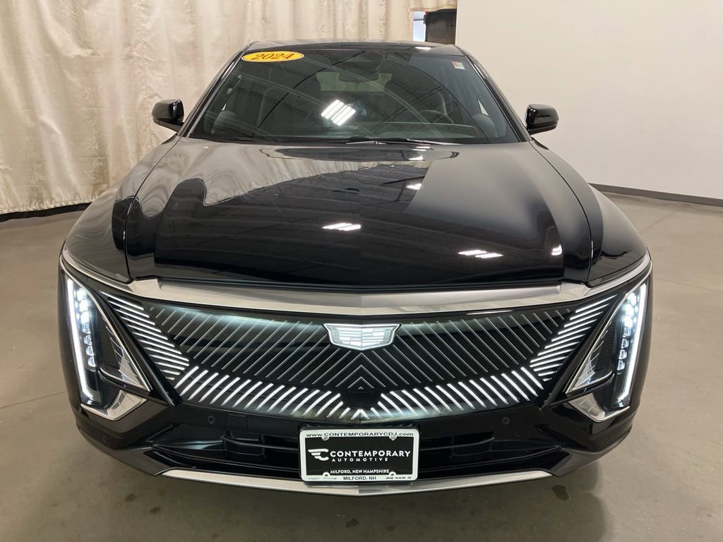 Used 2024 Stellar Black Metallic Cadillac Tech image 17