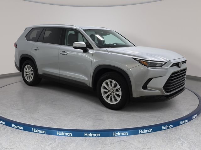 Certified Used 2025 Silver Toyota XLE image 3