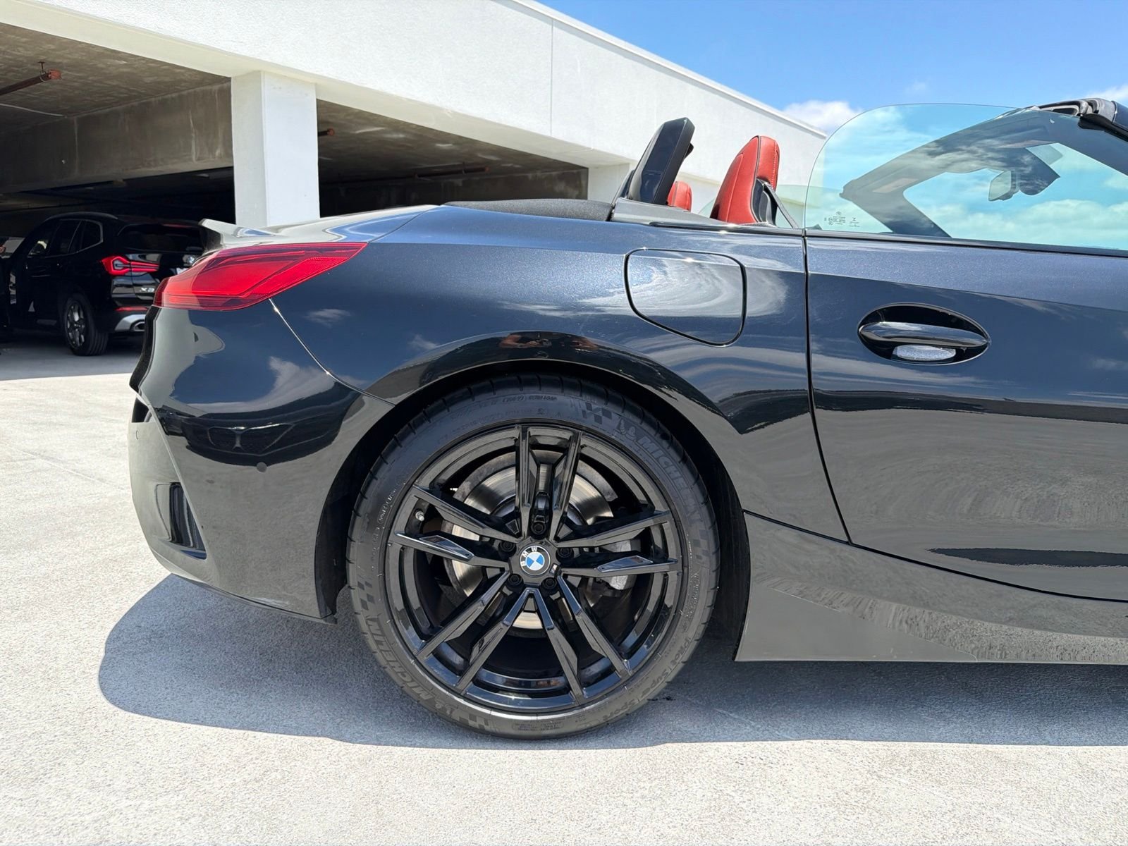 Certified Used 2021 Black Sapphire Metallic BMW sDrive30i image 5