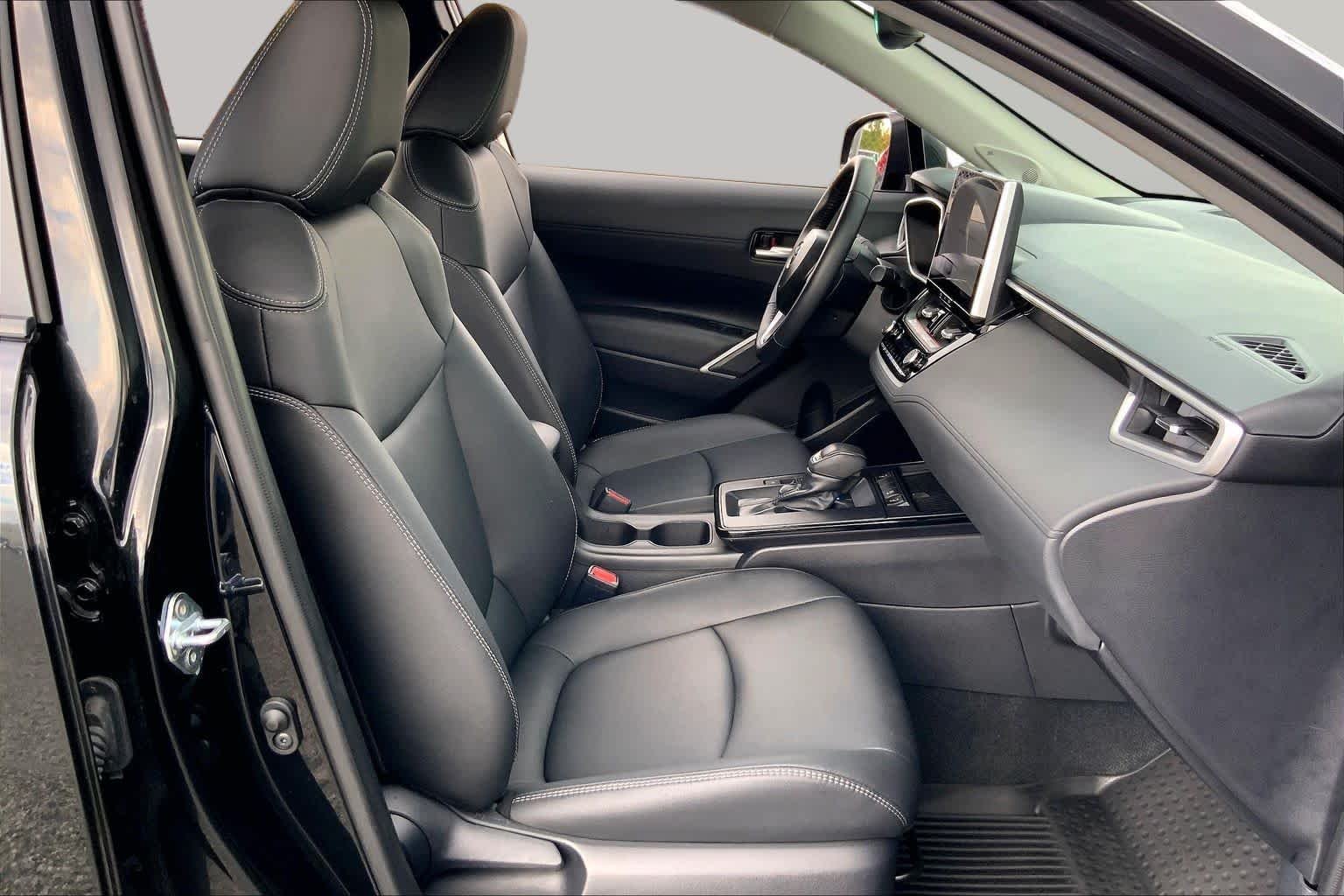 Used 2026 Jet Black Toyota XLE image 9