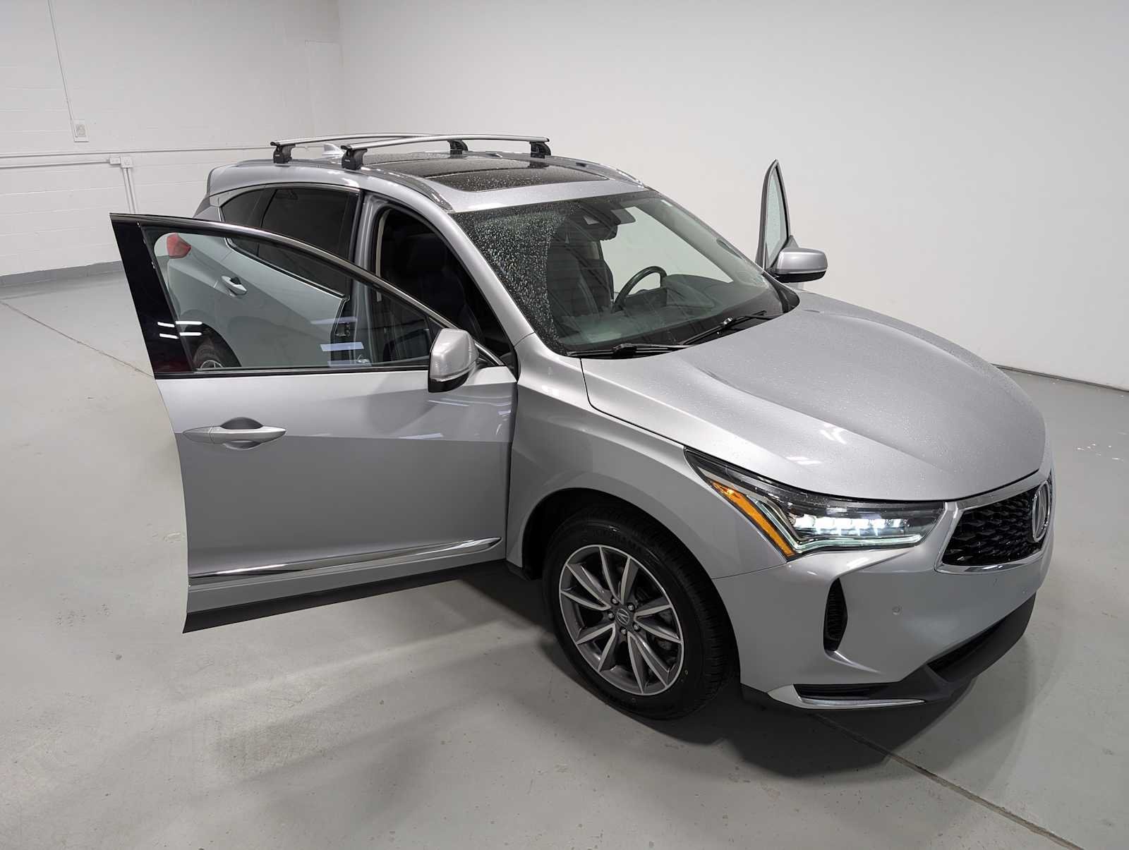 Used 2023 Lunar Silver Metallic Acura w/Technology Package image 16