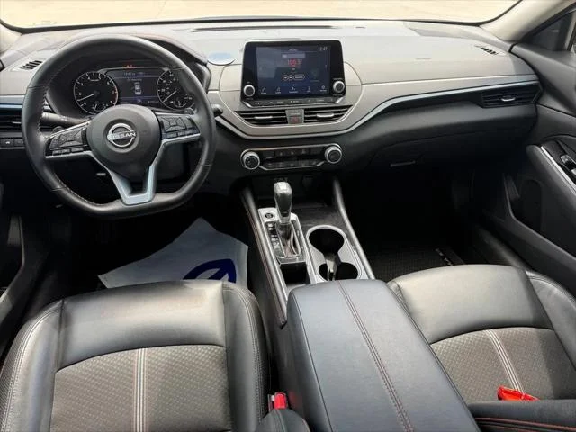Used 2025 Gray Nissan SR image 10