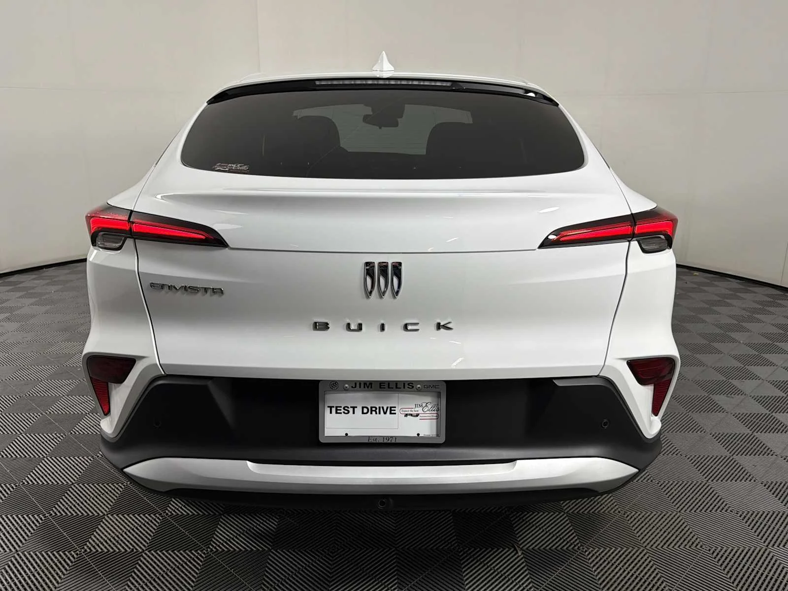 New 2026 Summit White Buick Preferred image 5
