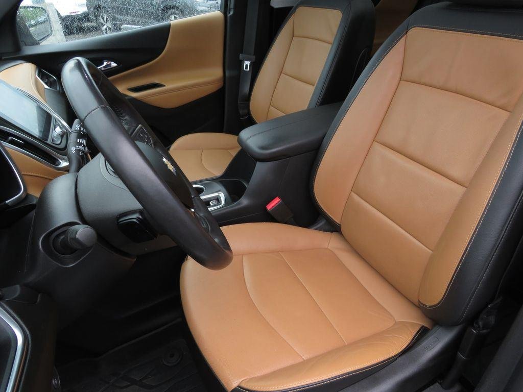 Used 2021 Pearl Chevrolet Premier image 23
