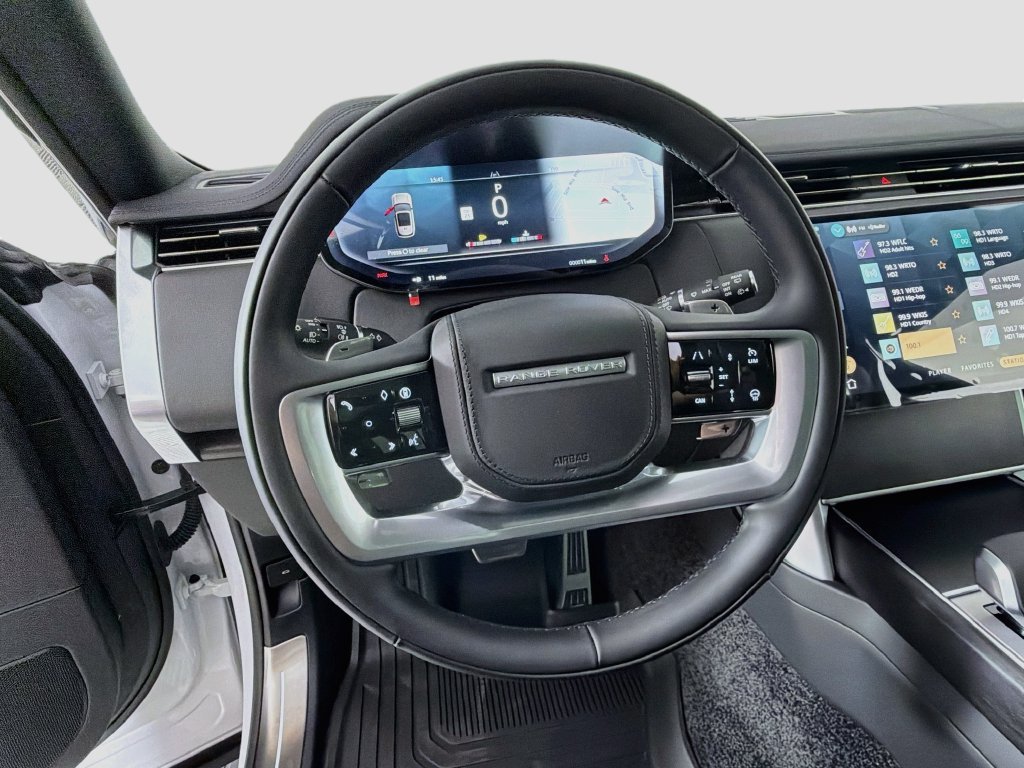 New 2027 Fuji White Land Rover SE image 11