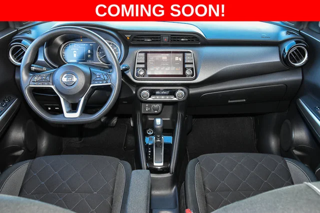 Used 2020 Red Nissan SV image 27