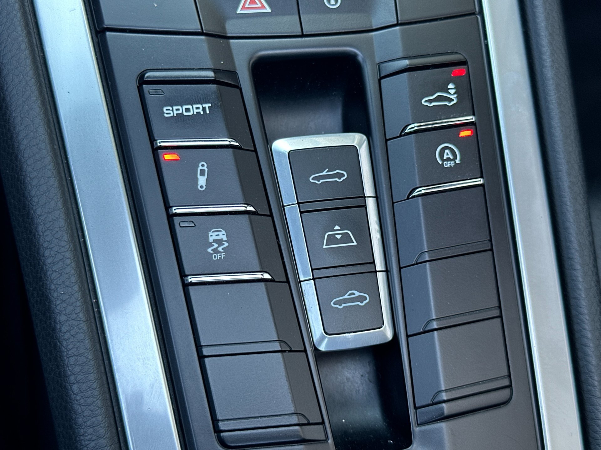 Used 2014 Black Porsche Carrera S image 28