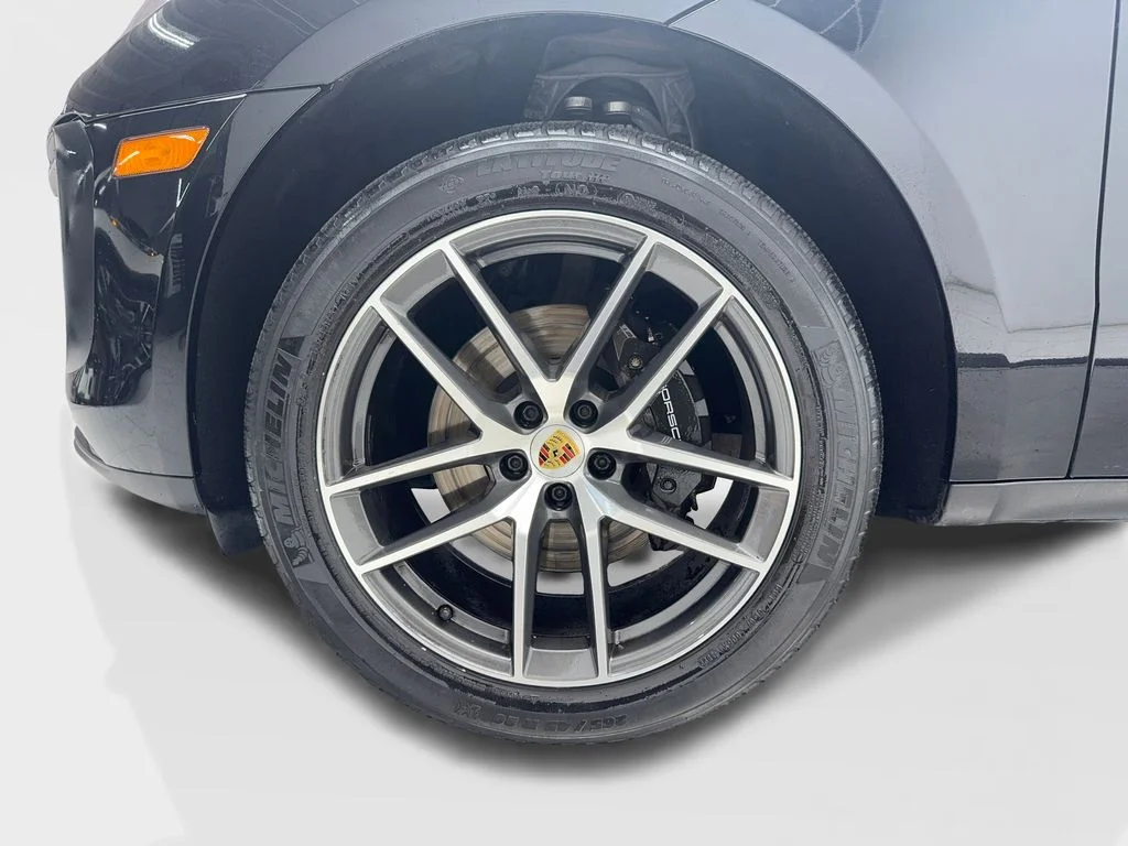 Used 2022 Black Porsche Base image 13