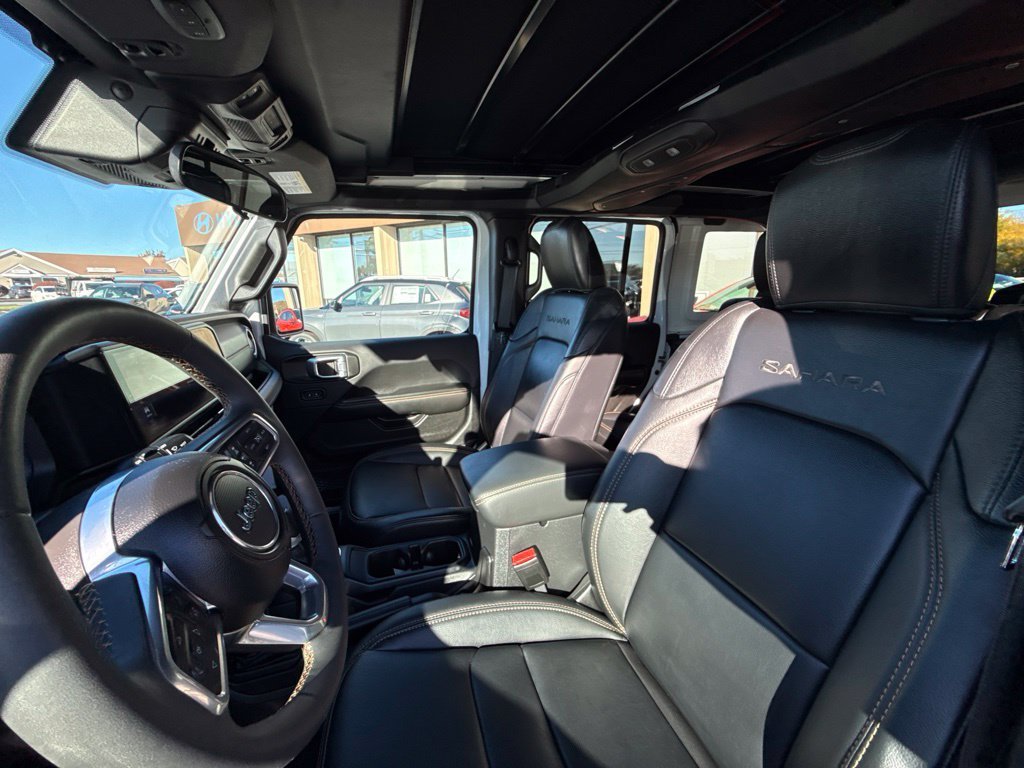 Used 2024 White Jeep Sahara 4xe image 17