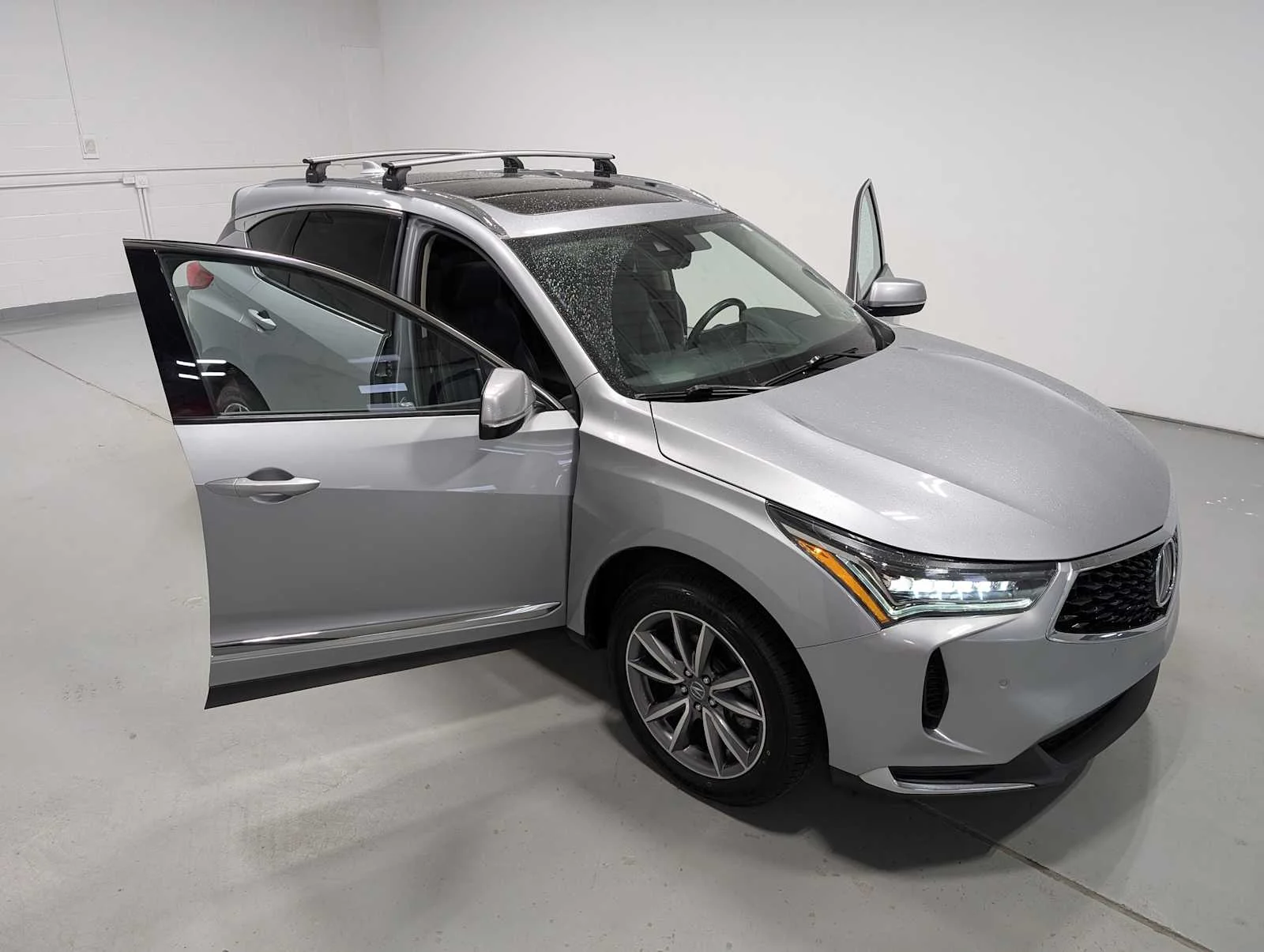 Used 2023 Lunar Silver Metallic Acura w/Technology Package image 16