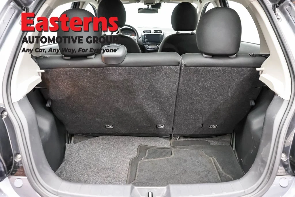 Used 2021 Gray Mitsubishi ES image 9