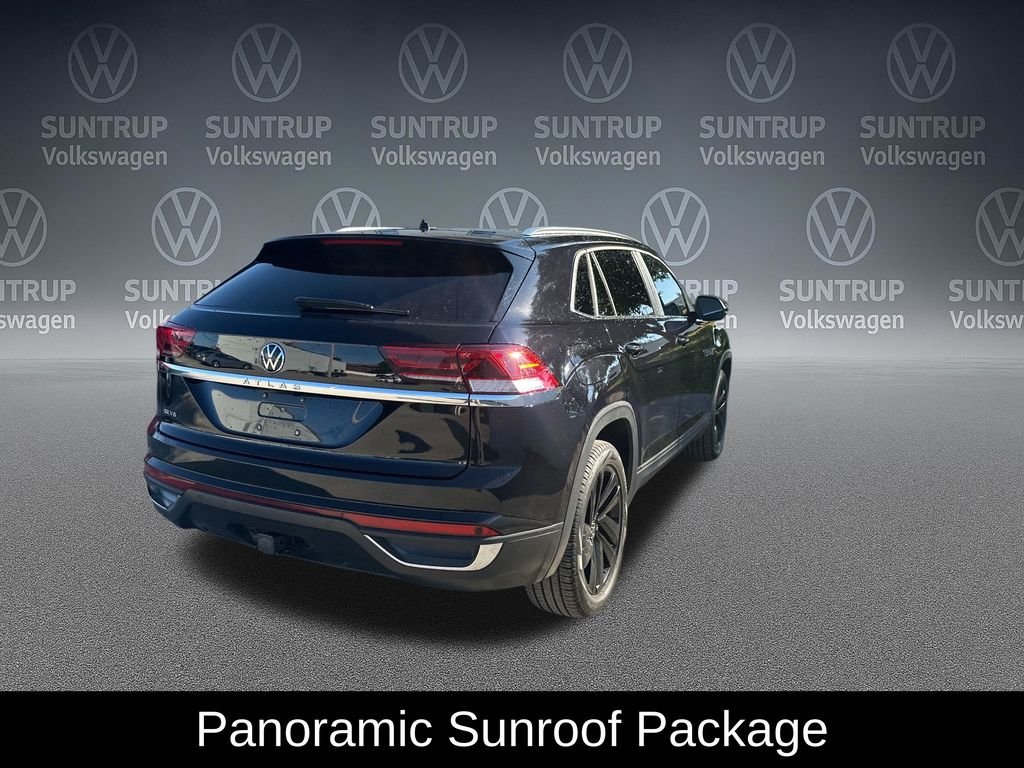Used 2023 Black Volkswagen 3.6L V6 SE w/Technology image 7