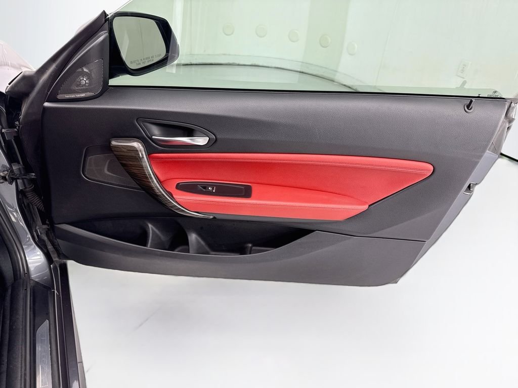 Used 2018 Mineral Gray Metallic BMW M240i xDrive image 24