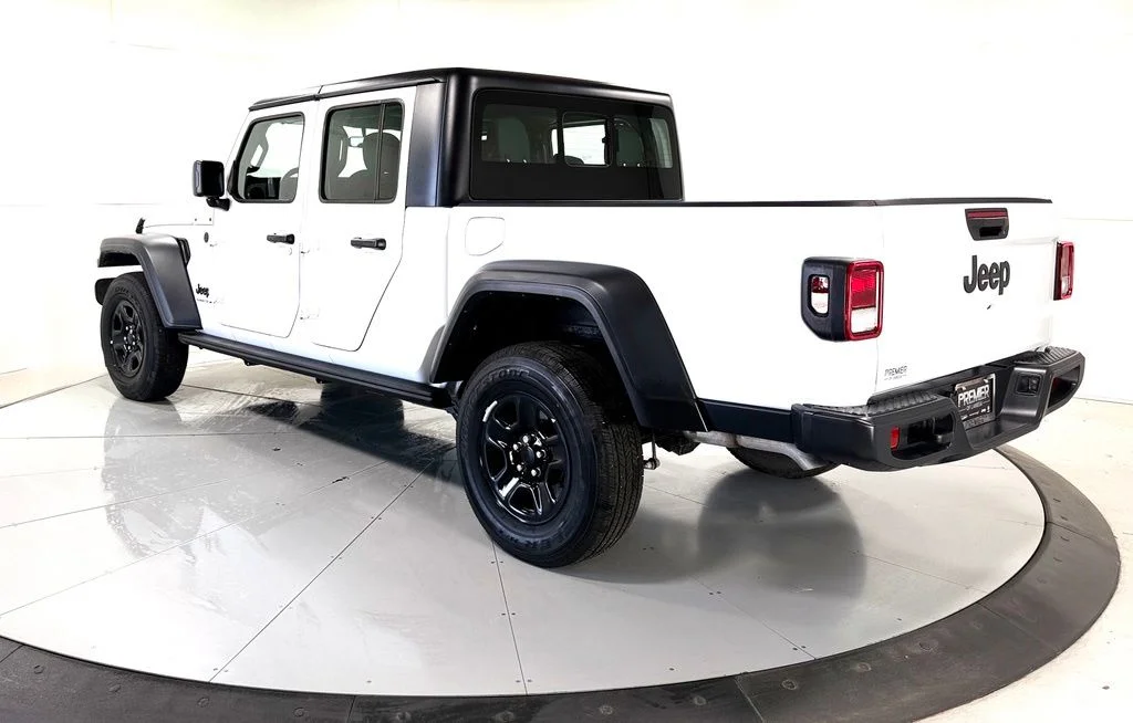 Used 2025 White Jeep Sport image 7