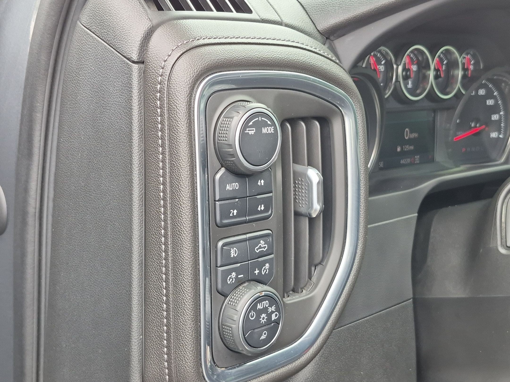 Used 2020 SATIN STEEL METALLIC Chevrolet LT Trail Boss image 23