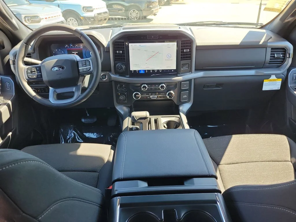 New 2026 Carbonized Gray Metallic Ford XLT image 11