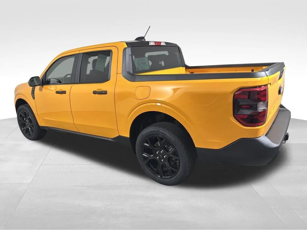 2026 Ford Maverick XLT - Photo 8