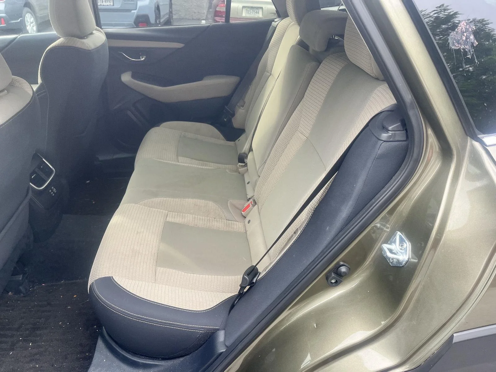 Used 2025 Autumn Green Metallic Subaru Premium image 19