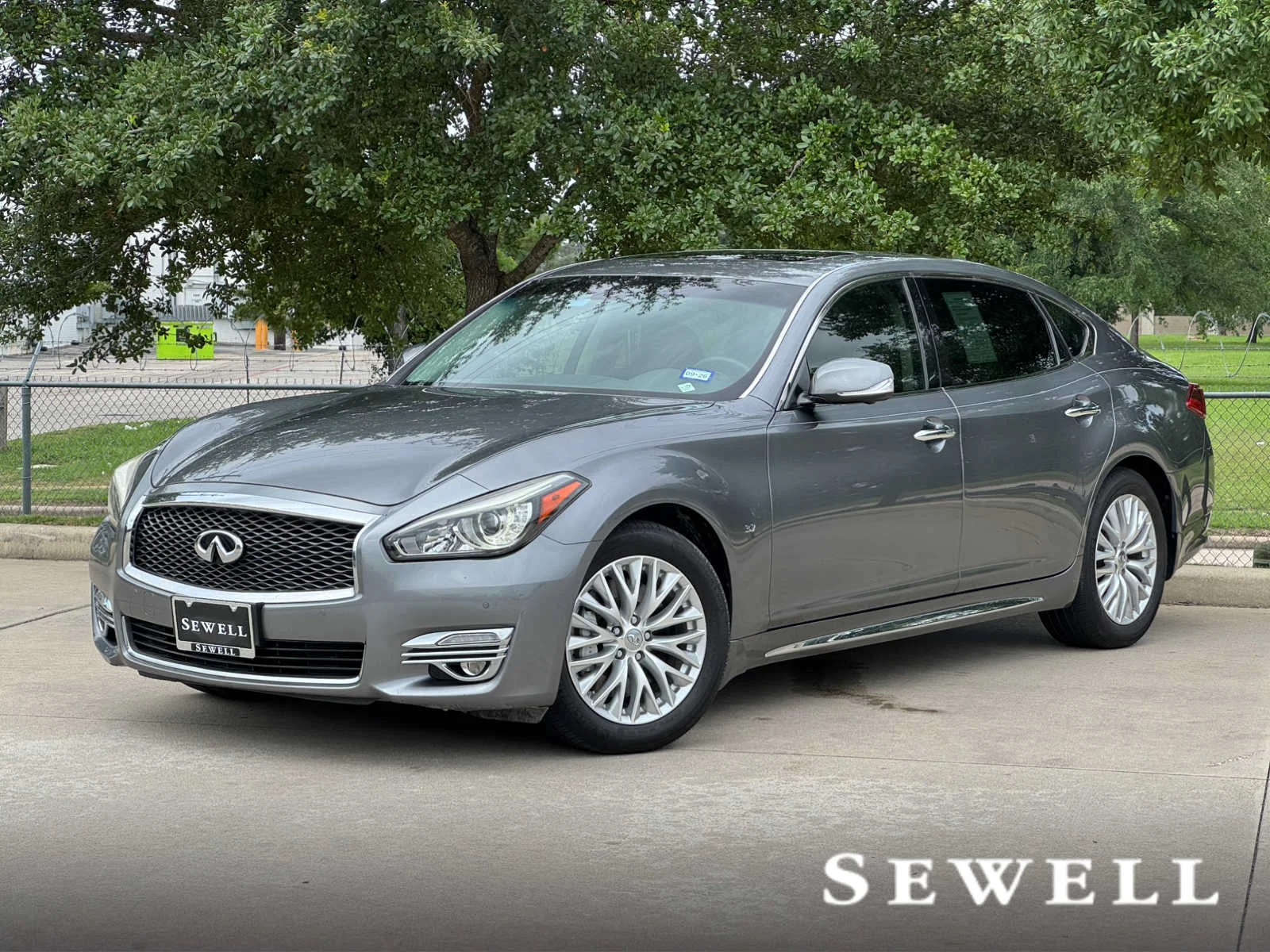 2018 INFINITI Q70L 3.7 LUXE's photo