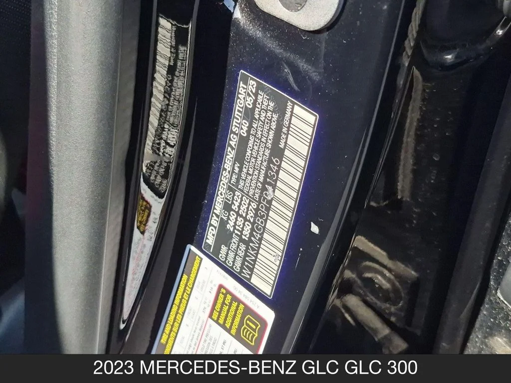 Used 2023 Black Mercedes-Benz GLC 300 image 26