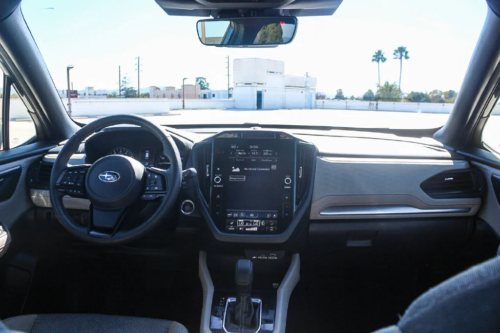 Used 2025 Gray Metallic Subaru Premium image 13
